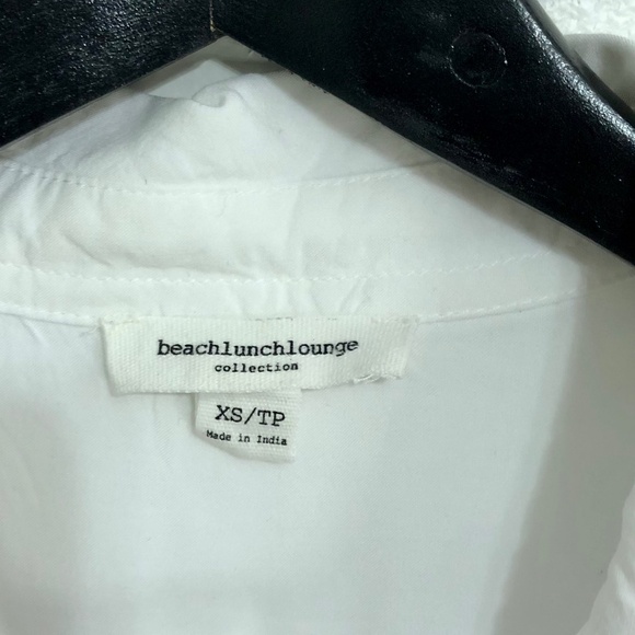 beach lunch lounge long sleeve white blouse - Picture 3 of 3